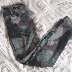 GUESS Kate jean style legging